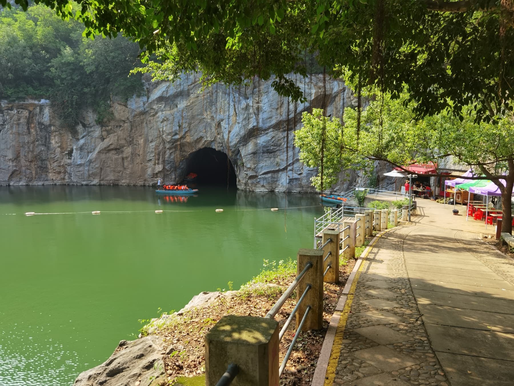 Danzhou: Danzhou Shihua Cave