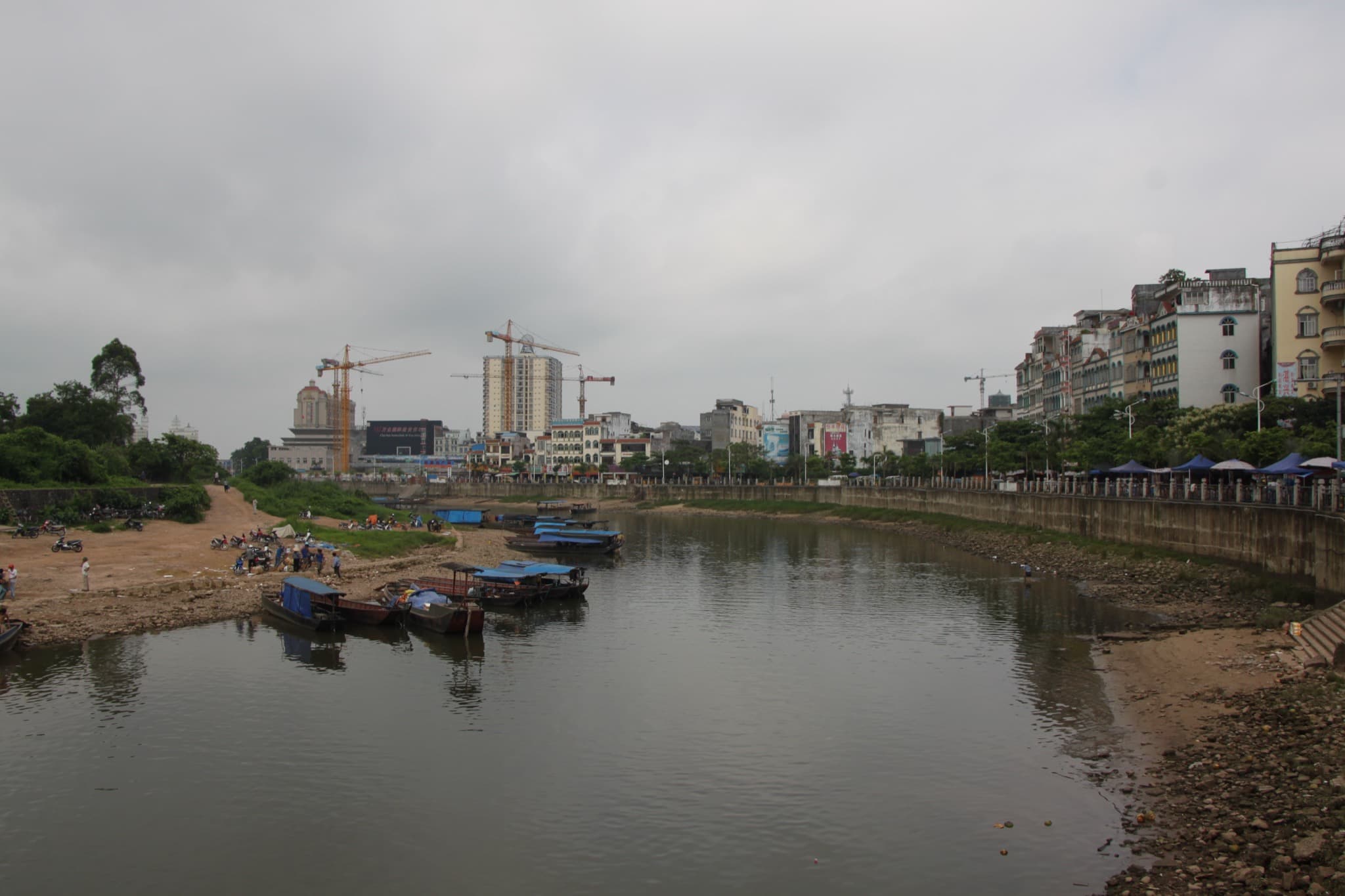 Fangchenggang: Fangchenggang Beilun River